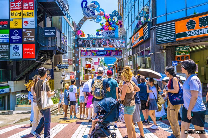 Takeshita Street Tokyo Guide: Harajuku’s Heartbeat of Fashion &amp; Youth Culture