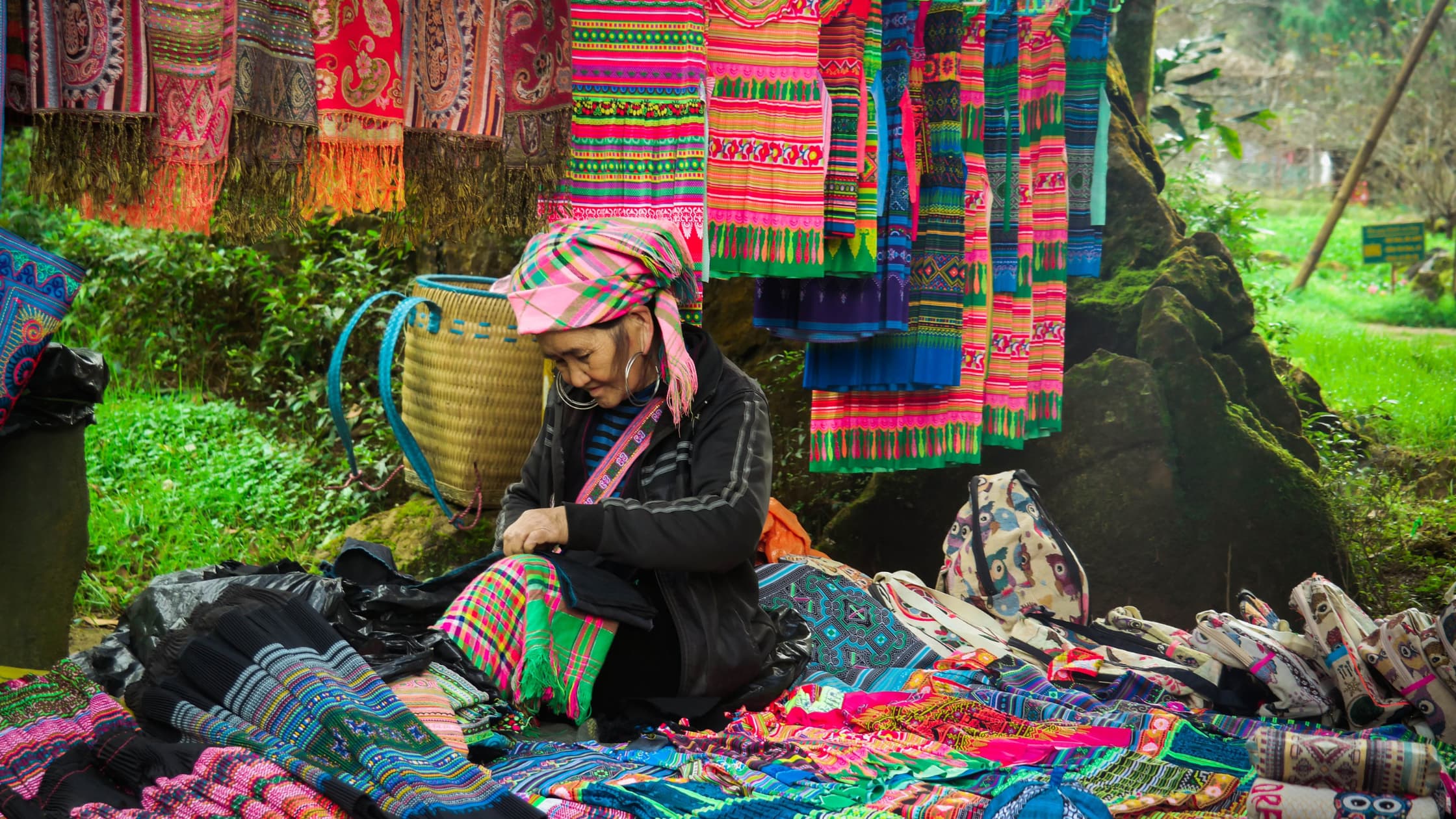 HALAL TOUR VIETNAM 5D4N