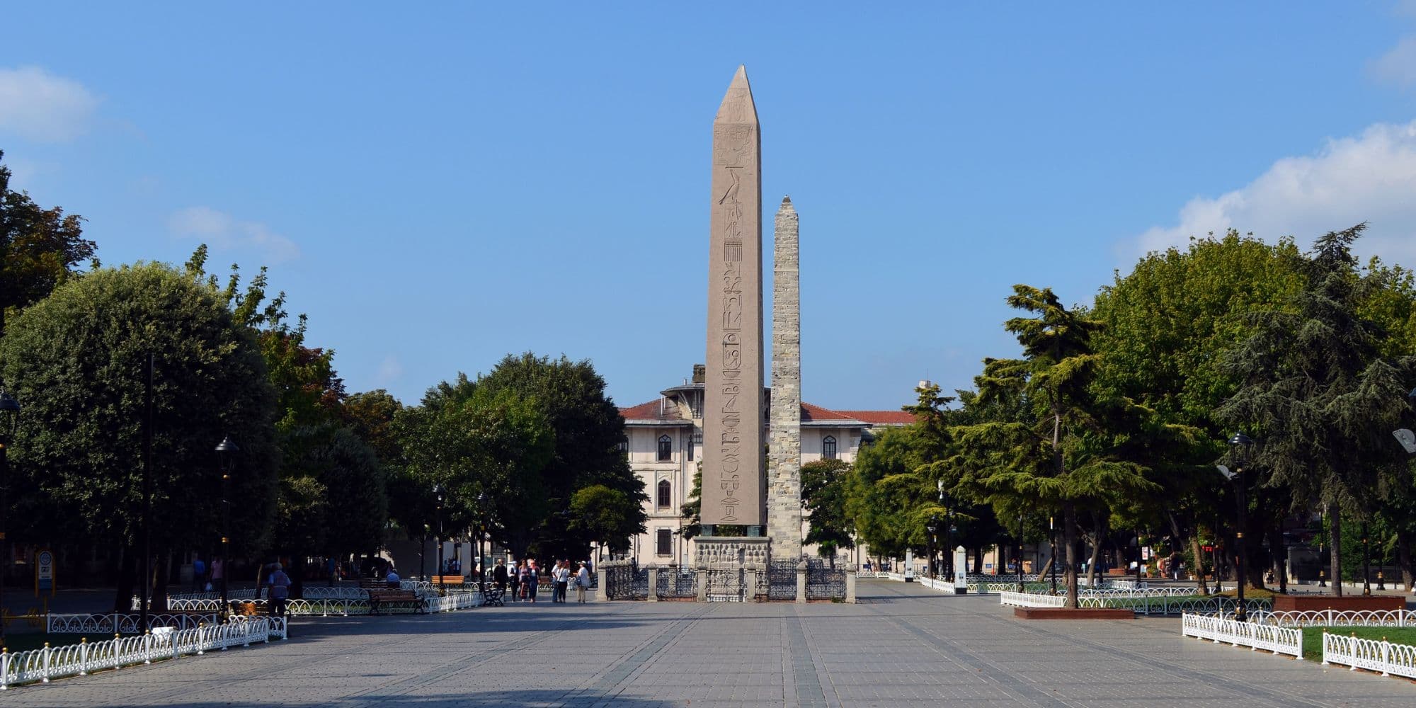 Istanbul in a Day: Sultanahmet, Balat, Bazaars & Bosphorus Cruise