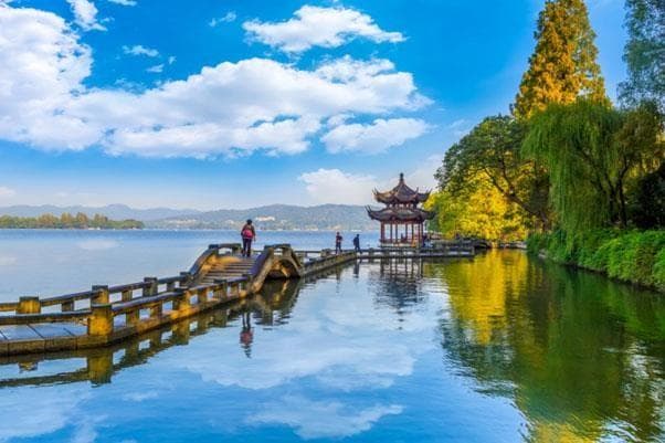 HANOI - SHANGHAI - WUZHEN - HANGZHOU OPTION DISNEYLAND