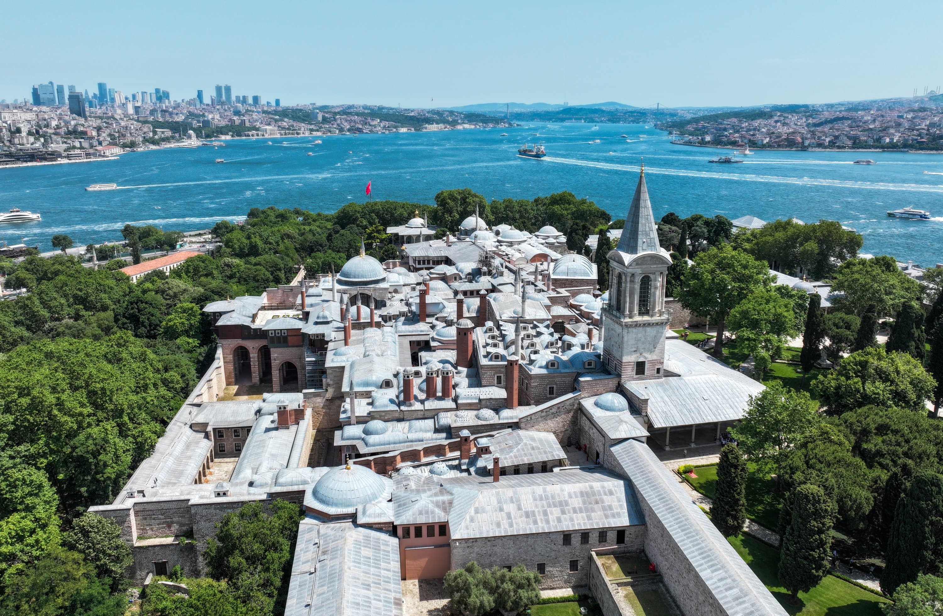 Istanbul Essentials: Topkapi & Sultanahmet Tour
