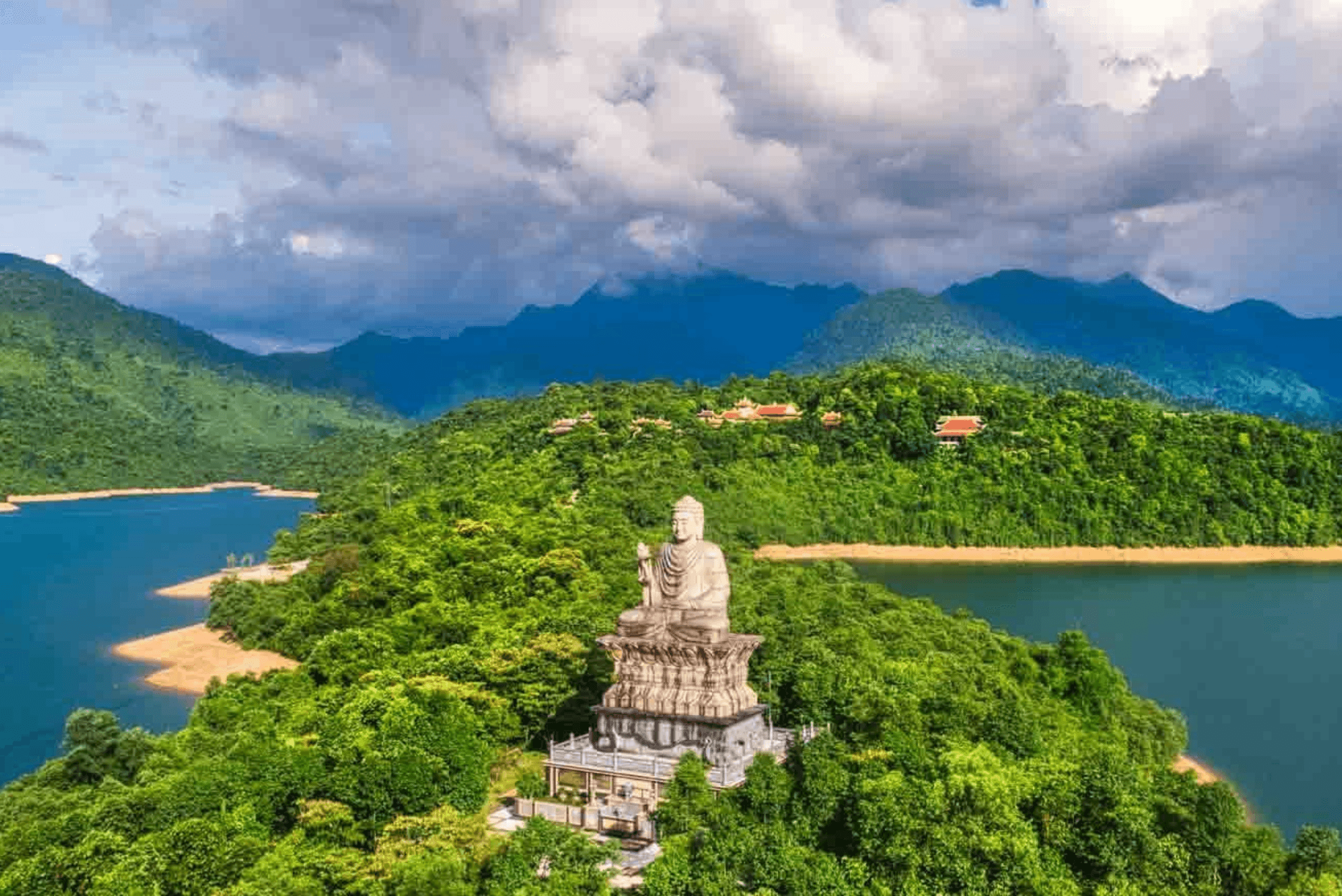 Trekking Vườn Quốc gia Bạch Mã - Tour Trong Ngày từ Đà Nẵng
