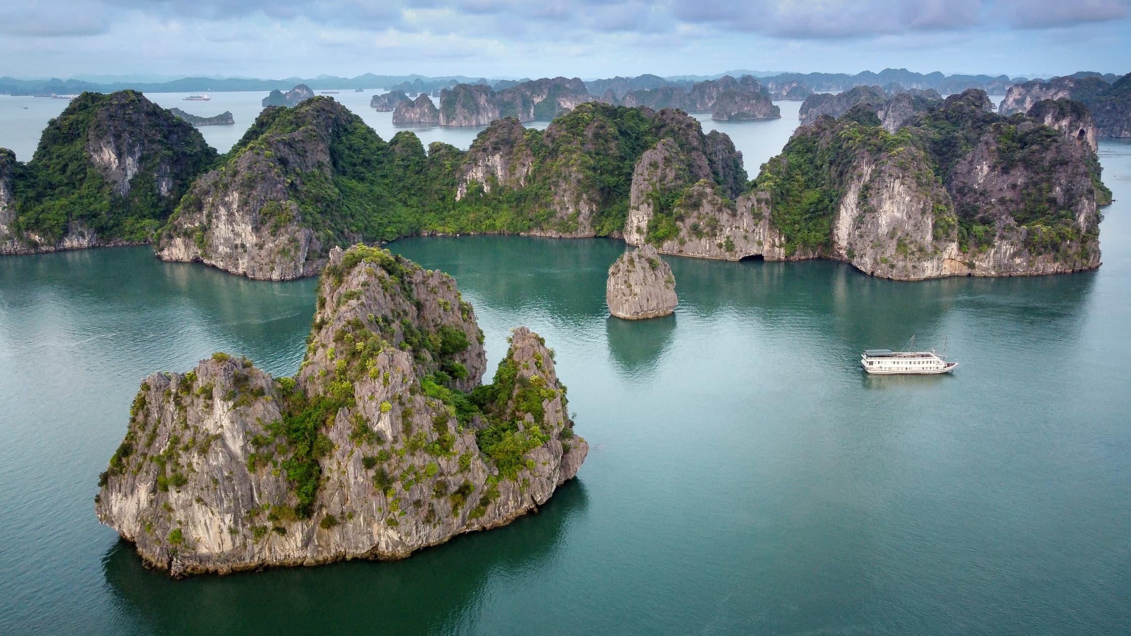 VIETNAM HALAL TOUR 6D5N