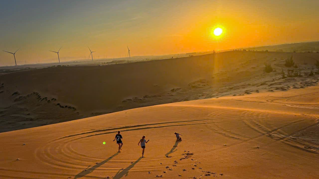 Mui Ne Sand Dunes Jeep Tour