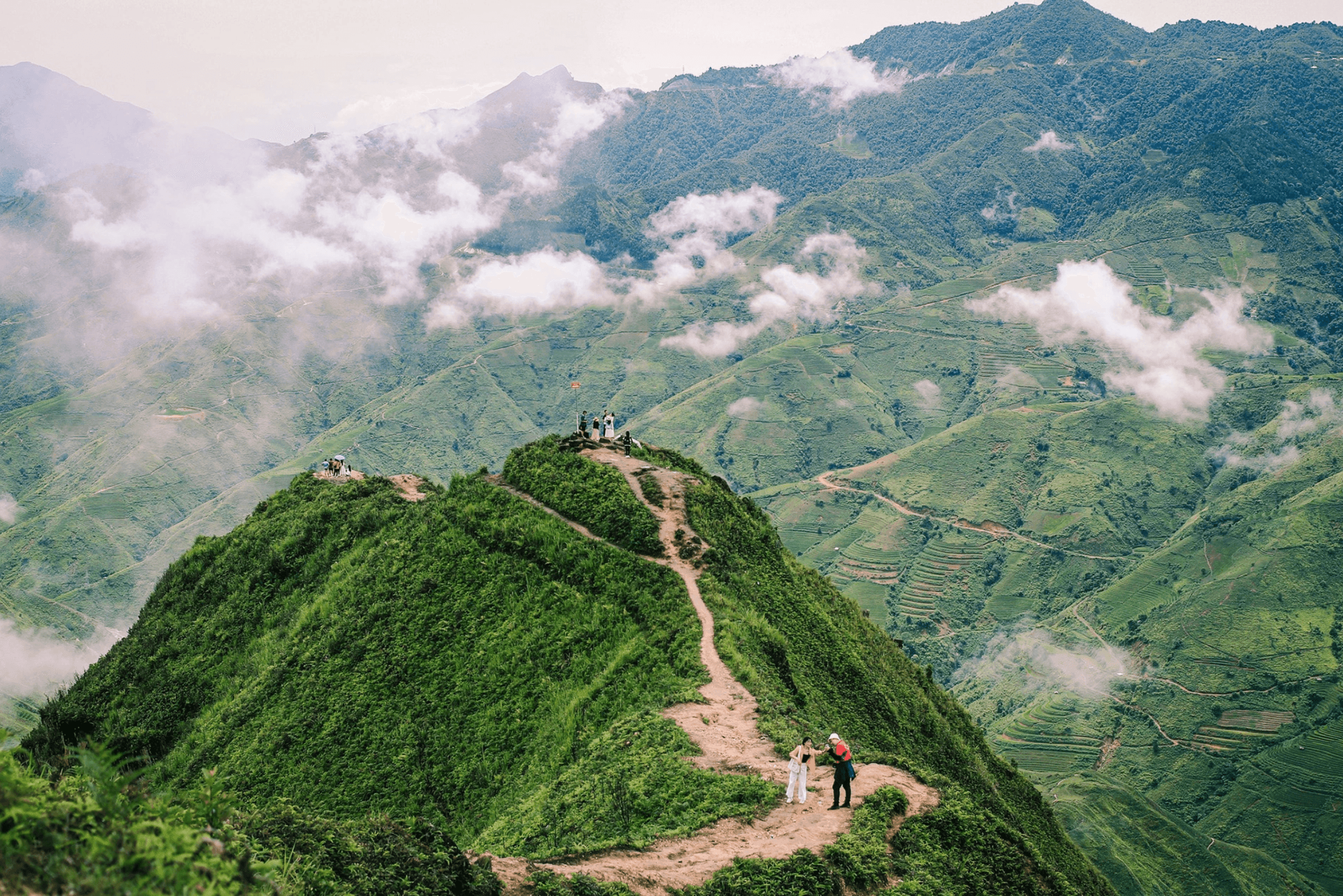 Tour Mộc Châu - Cầu Kính Bạch Long - Săn Mây Tà Xùa 2N1Đ từ Hà Nội