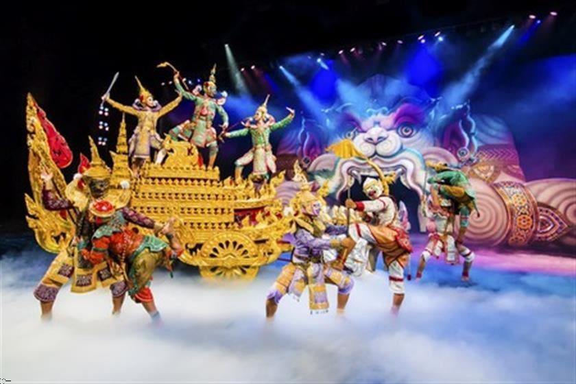 Phuket Fantasea - Show with SIC Transfer
