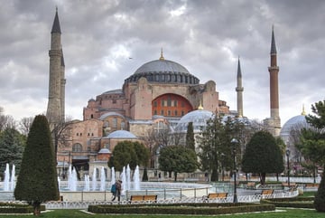 Istanbul Essentials: Hagia Sophia & Sultanahmet Tour - Image - 441