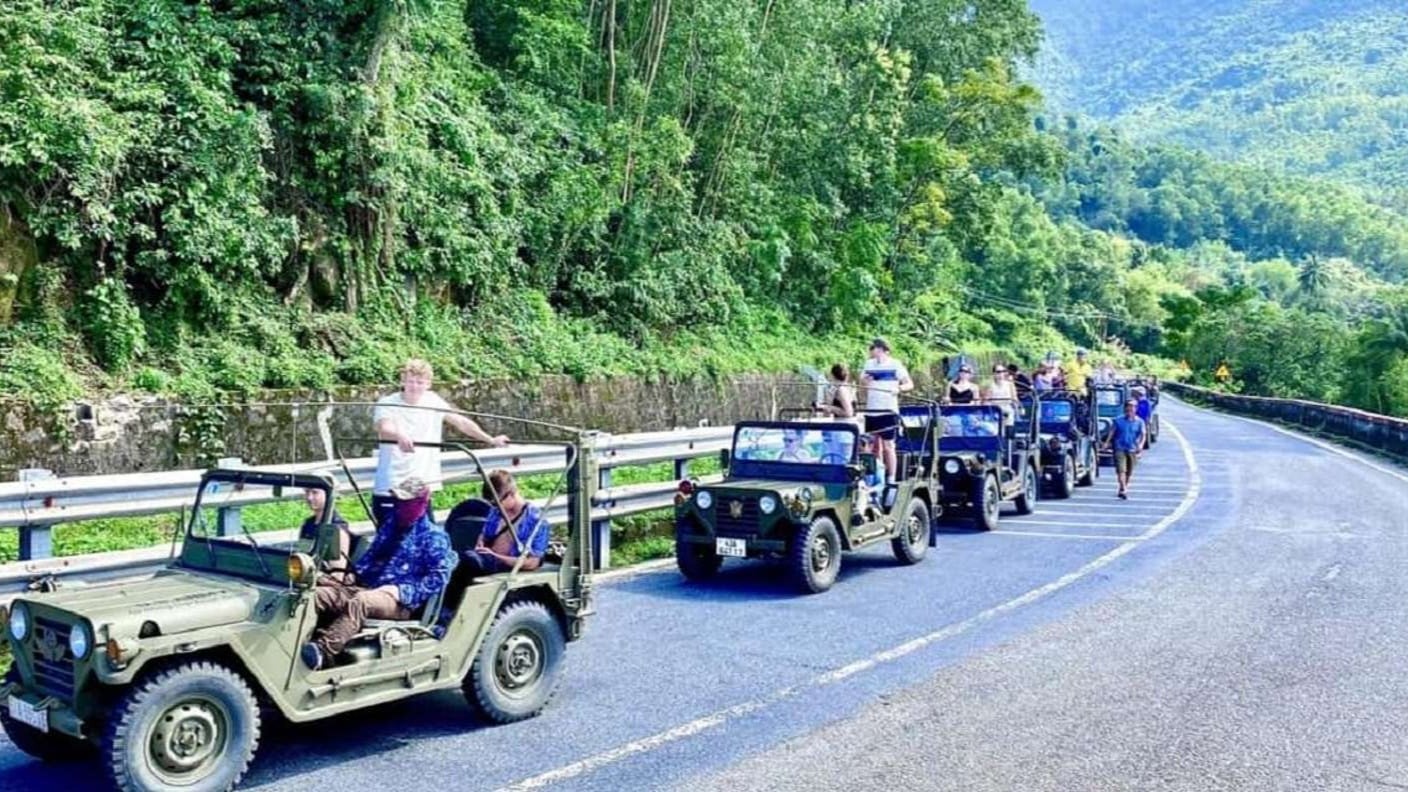 Khám Phá tour xe Jeep Đèo Hải Vân