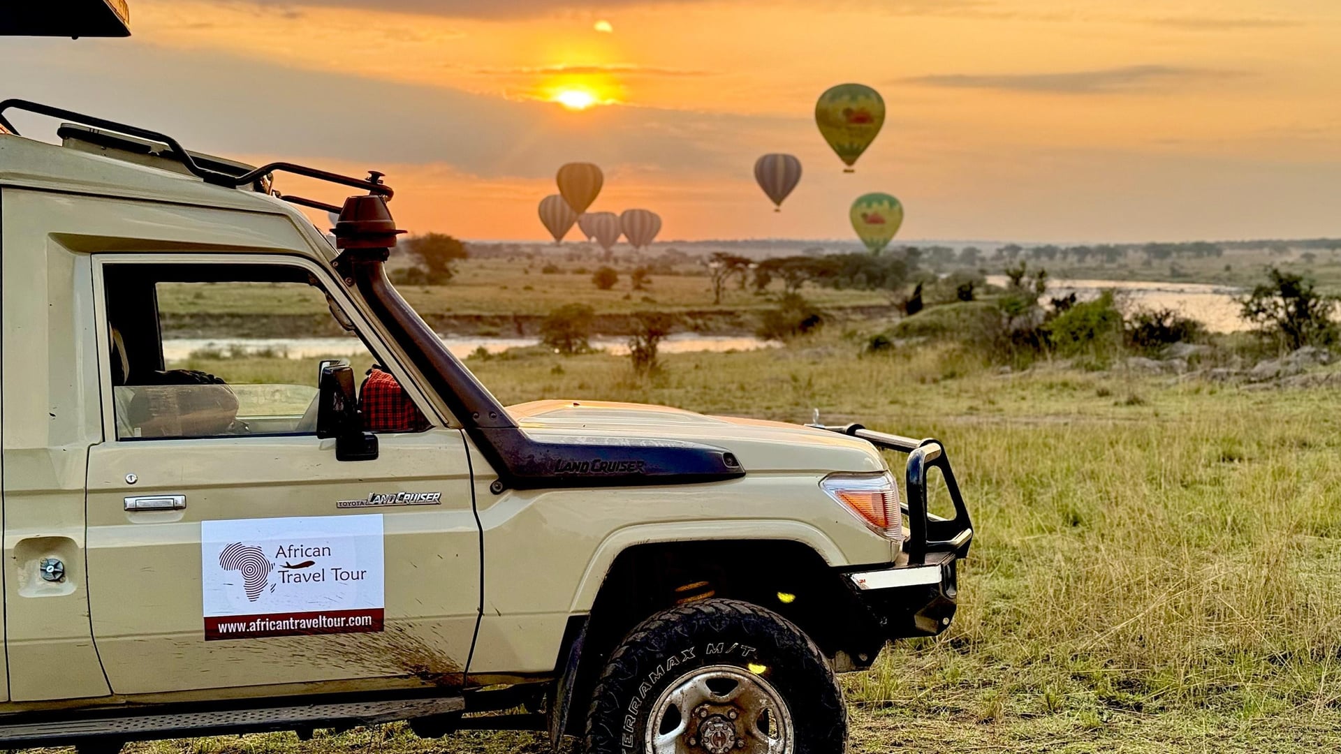 4 DAYS INTO THE WILD - SERENGETI AND NGORONGORO CRATER - Image - 7751