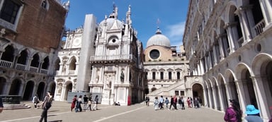 Timeless Venice: Complete City Tour with Local Guide - Image - 1729