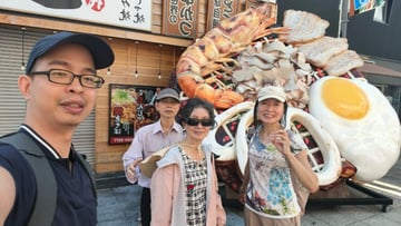 Private Walking Tour in Osaka-Local Japanese Guide - Image - 10524