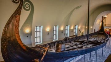 Grand Europe: London – Brussels – Amsterdam – Paris (9 Days) - Image - 10379