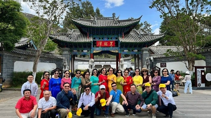 Tour Trung Quốc 6N5Đ: Từ Hà Nội - Đại Lý - Lệ Giang - Shangrila 6N5Đ, Bay Bamboo + KS 4*