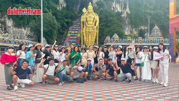 Tour du lịch liên tuyến 2 quốc gia 5N4Đ: Từ HCM - Singapore - Malaysia, VMB khứ hồi + KS 3* - Image - 5329