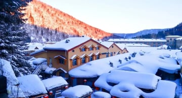 [TOUR NO SHOPPING] HÀ NỘI - CÁP NHĨ TÂN – LÀNG TUYẾT HƯƠNG  – CÁT LÂM – TRƯỢT TUYẾT 6 NGÀY 5 ĐÊM - Image - 3386