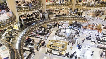 Tour Châu Âu 10N9Đ: Từ HCM - Pháp - Thụy Sĩ - Ý - Áo - Đức, Bay thẳng Vietnam Airlines + KS 4* - Image - 6338