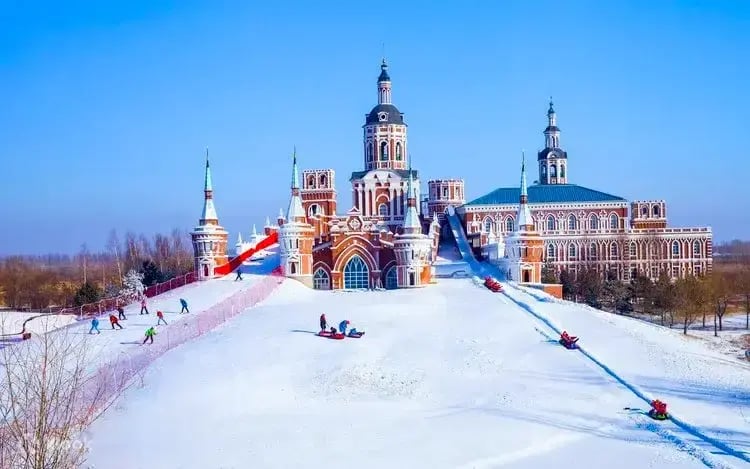 [TOUR NO SHOPPING] HÀ NỘI - CÁP NHĨ TÂN – LÀNG TUYẾT HƯƠNG  – CÁT LÂM – TRƯỢT TUYẾT 6 NGÀY 5 ĐÊM