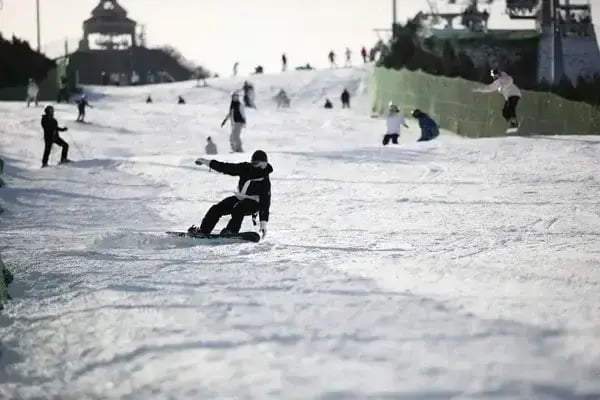 TRÙNG KHÁNH - TRƯỢT TUYẾT KIM PHẬT SƠN 5 NGÀY 4 ĐÊM