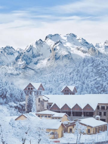 TRÙNG KHÁNH -TRƯỢT TUYẾT KIM PHẬT SƠN - Image - 4020