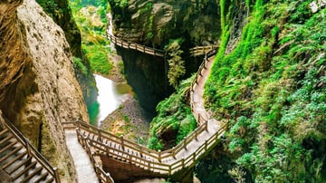 TRÙNG KHÁNH - VŨ LONG - Image - 4701