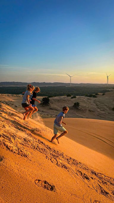 Mui Ne Sand Dunes Jeep Tour - Image - 1104