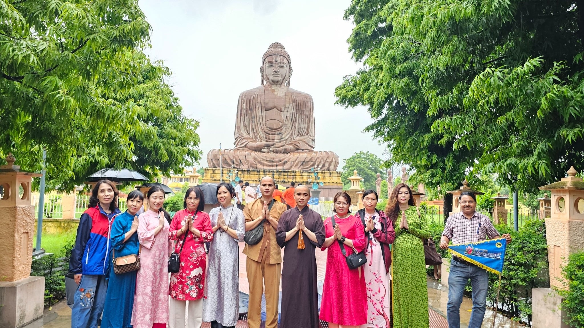 ẤN ĐỘ - TỨ ĐỘNG TÂM - VỀ MIỀN ĐẤT PHẬT