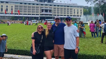 CU CHI TUNNELS AND SAIGON CITY TOUR 1 DAY LUXURY - Image - 9720