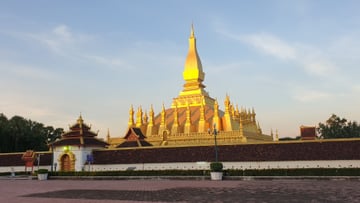 1-Day Laos: Wat Sisaket – Ho Prakeo – Taladsao Market - Image - 10942