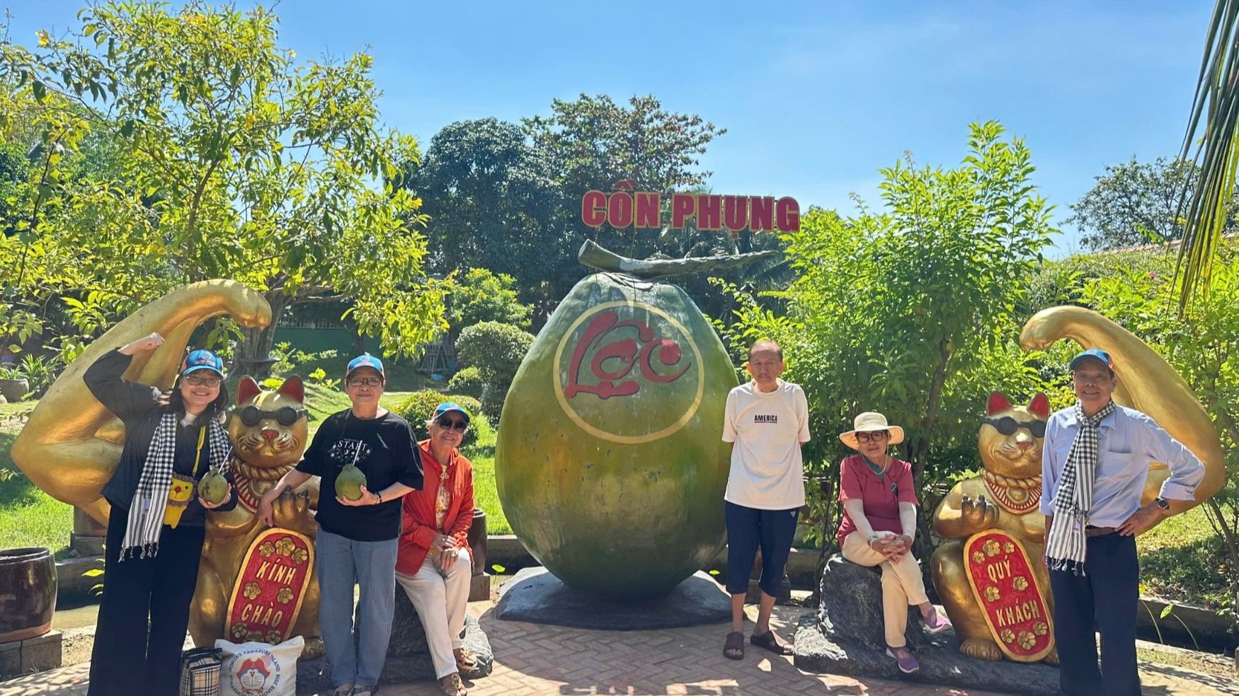 CU CHI TUNNELS - MEKONG DELTA 1 DAY LUXURY