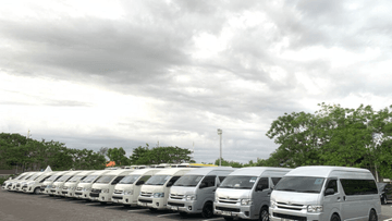 Toyota Hiace Minibus Rental with Driver – Comfortable Group Travel - Image - 12524