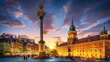 16 Hari Ziarah Katolik dari Indonesia: Warsaw – Prague – Budapest – Vienna - Image - 10973