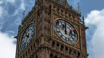 6-Day Trip: London and Paris Highlights with High-Speed Train - Image - 10716
