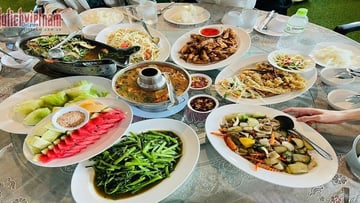 Tour Thái Lan 5N4Đ: HCM - Bangkok - Pattaya - Chợ Nổi - Quần Thể SuanThai Độc Đáo - Trải Nghiệm Cưỡi Voi, Tặng Massage + Xôi Xoài + Hotel 4* - Image - 4837