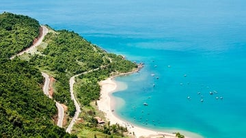 Tour Du Lịch Miền Trung 4N3Đ: HCM - Đà Nẵng - Bà Nà - Hội An - Huế - Quảng Bình, Vé Máy Bay Khứ Hồi + KS 4*, T5 hàng tuần - Image - 6036