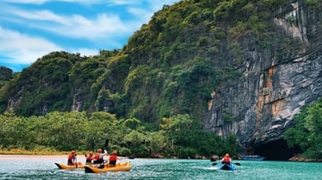 Tour Du Lịch Miền Trung 4N3Đ: HCM - Đà Nẵng - Bà Nà - Hội An - Huế - Quảng Bình, Vé Máy Bay Khứ Hồi + KS 4*, T5 hàng tuần - Image - 6060