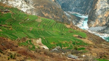 Tour Trung Quốc 6N5Đ: Từ Hà Nội - Đại Lý - Lệ Giang - Shangrila 6N5Đ, Bay Bamboo + KS 4* - Image - 5644