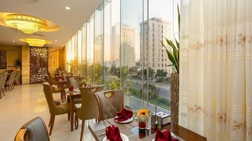 Tour Du Lịch Miền Trung 4N3Đ: HCM - Đà Nẵng - Bà Nà - Hội An - Huế - Quảng Bình, Vé Máy Bay Khứ Hồi + KS 4*, T5 hàng tuần - Image - 6069