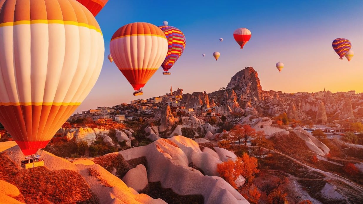 Cappadocia: 2-Day Private Tour with Transfers and Hotel Stay