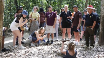 CU CHI TUNNELS HALF DAY LUXURY TOUR - Image - 9684