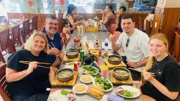 SAI GON CITY TOUR HALF DAY LUXURY BY CAR - Image - 9714