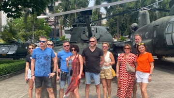 SAI GON CITY TOUR HALF DAY LUXURY BY CAR - Image - 9717