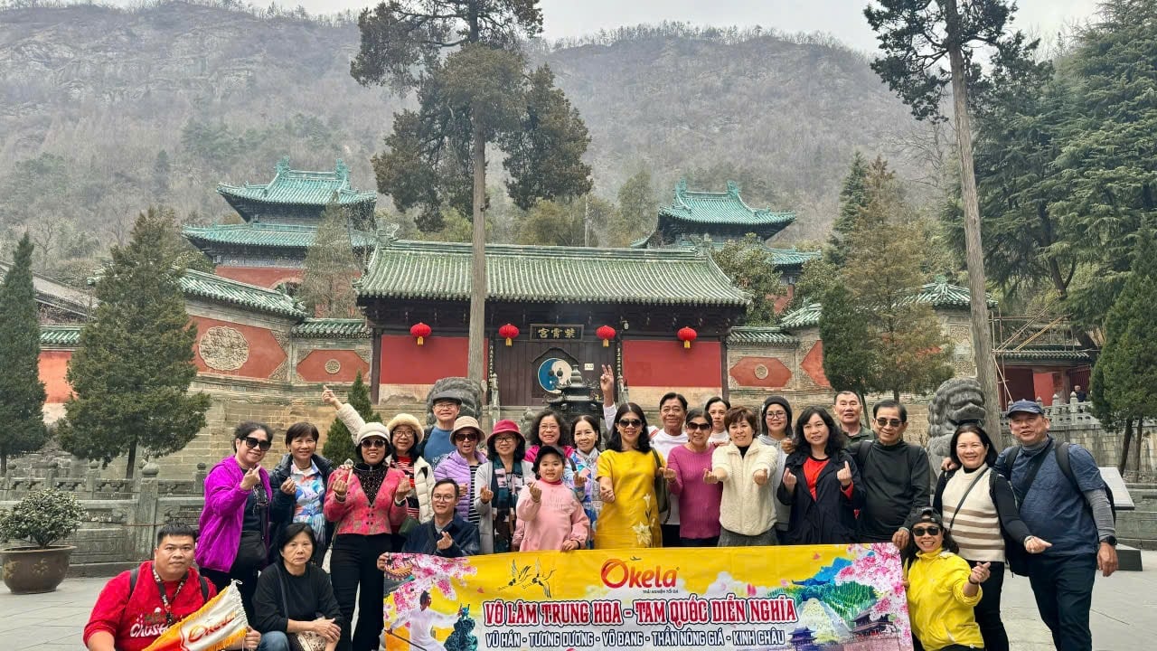 Tour Vũ Hán - Tương Dương – Núi Võ Đang – Thần Nông Giá – Đập Tam Hiệp – Kinh Châu - Hoàng Hạc Lâu – Công Viên Đông Hồ | 7N7Đ