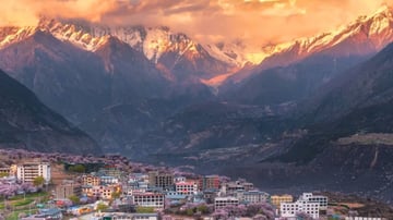 Tour Tây Tạng – Sắc Anh Đào Tây Tạng 9N8Đ - Image - 7352